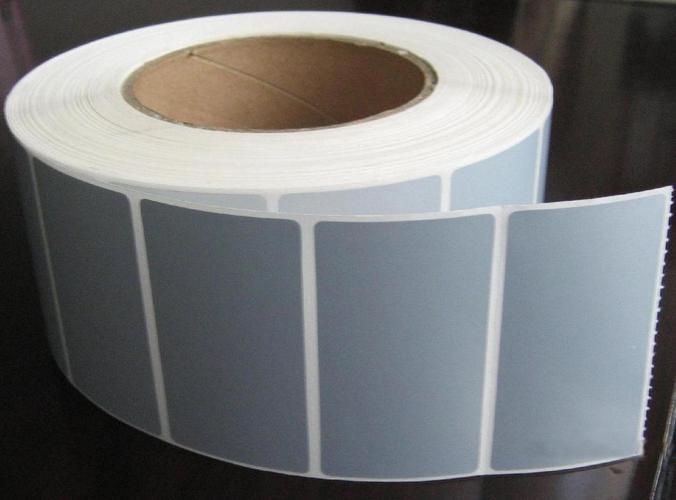 以涂硅保护纸为底纸的一种复合材料为材质印刷的印刷品: ·在产品形式